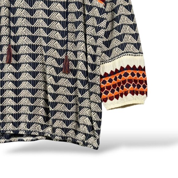 Lucky Brand Top Womens XS Beige/Navy Cotton Linen Embroidered Peasant Pullover - Picture 4 of 8